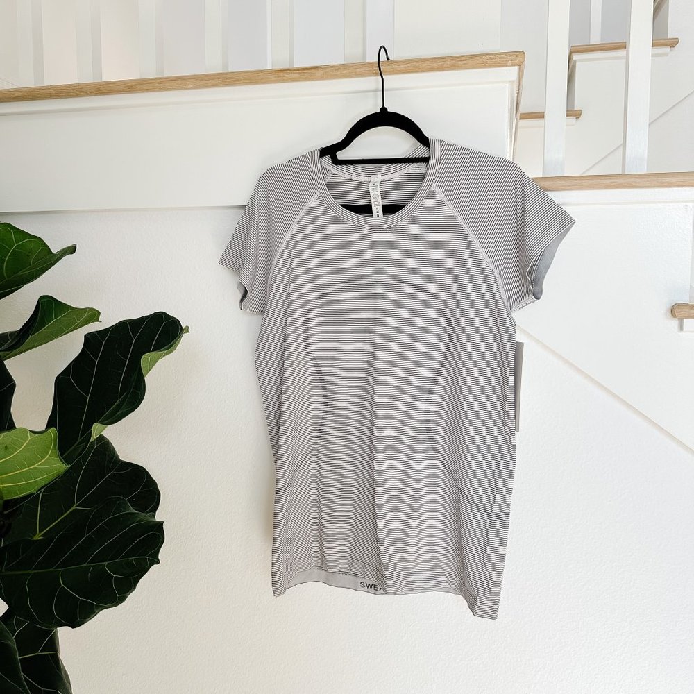 Lululemon Swiftly Tech SS 2.0 Size 12